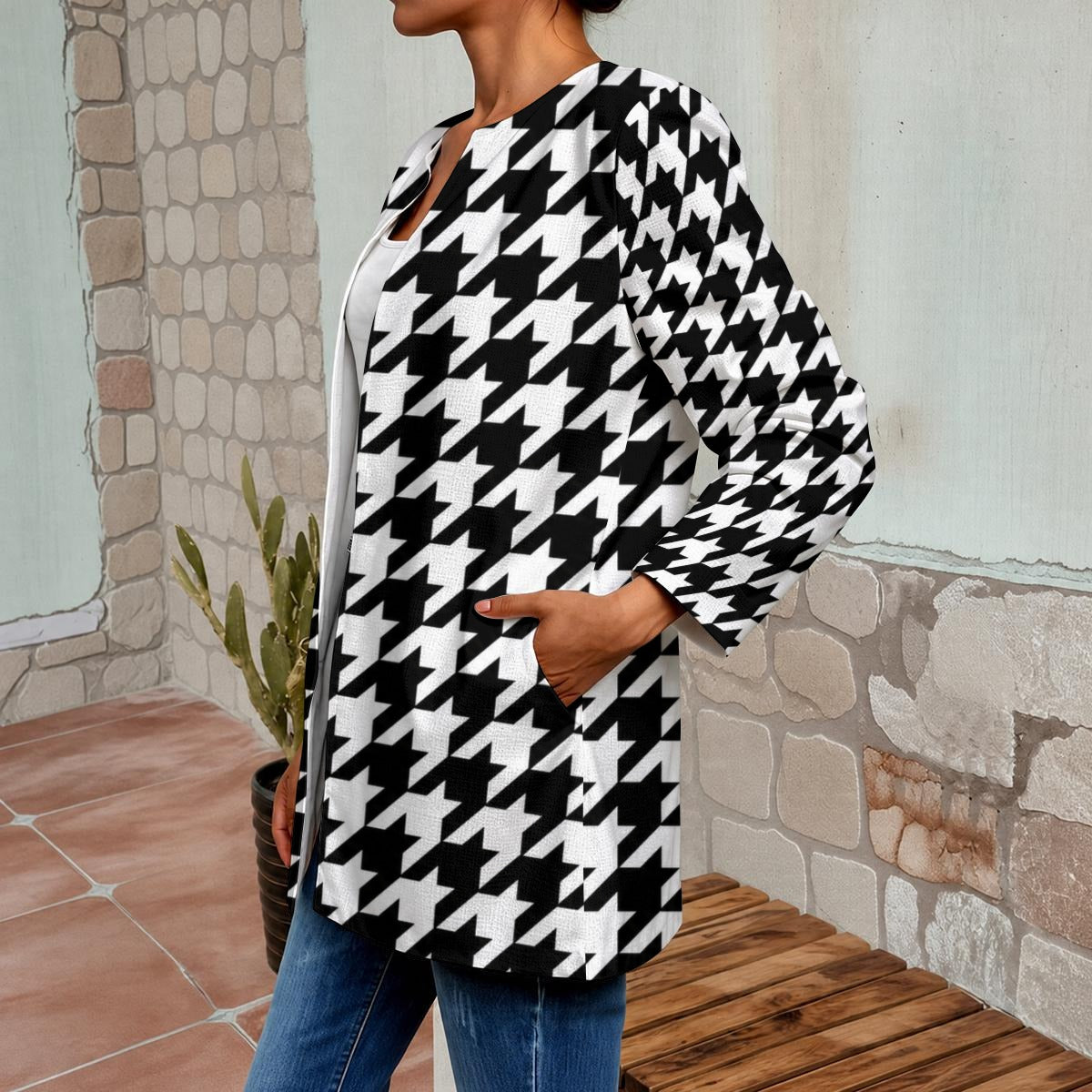 Noir Contrast black and white houndstooth cardigan by Hexa Noir
